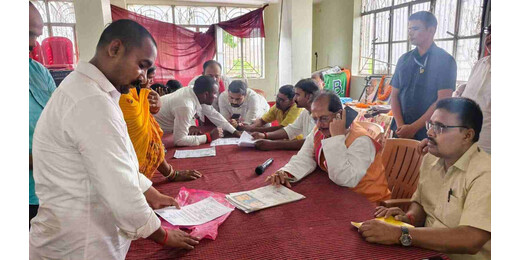 लखीसराय में कृषि मंत्री ने सुनीं जनसमस्याएँ, संबंधित विभागों को त्वरित कार्रवाई के दिए निर्देश